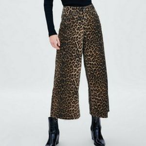 Zara Trf leopard jeans size US 4